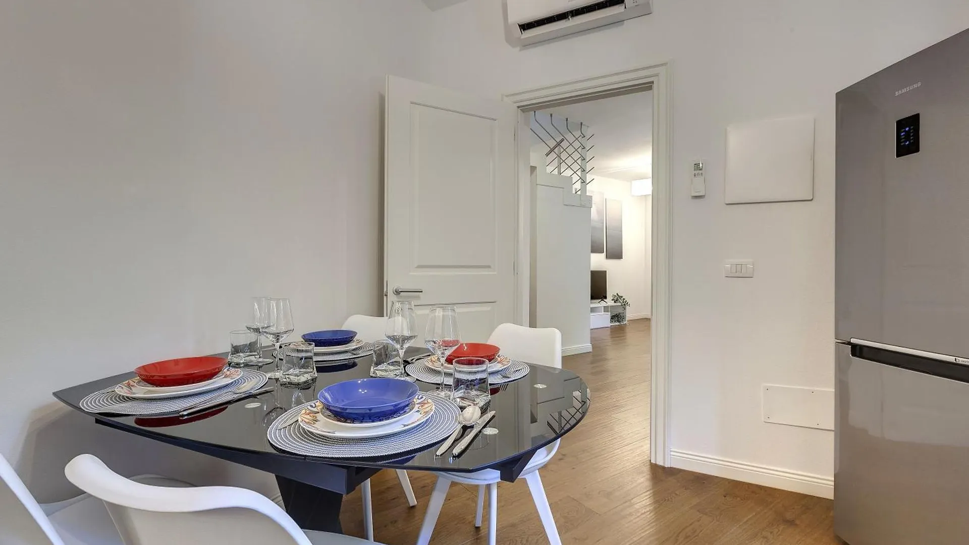 Bonnie - Clyde - Marvin Apartments By Mamo Florence 0*,