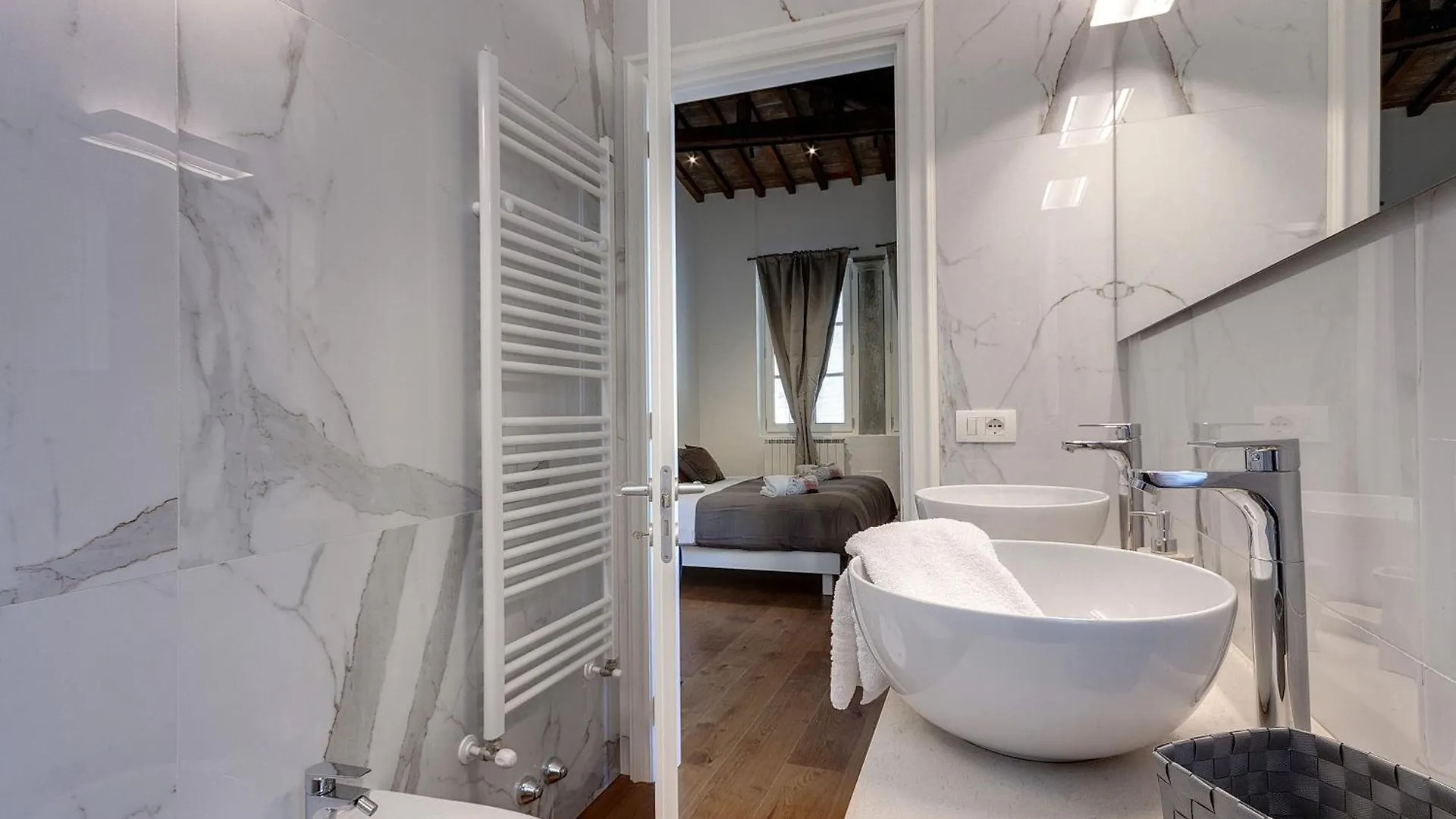 Bonnie - Clyde - Marvin Apartments By Mamo Firenze Italia